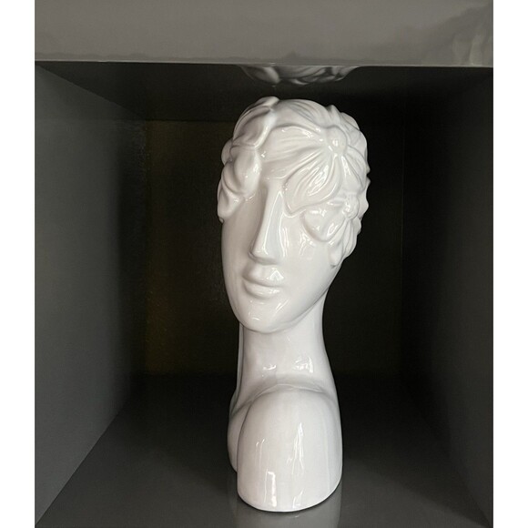 DAISY Head Face Ceramic Bust Figural Statue Figurine White Floral Etched Elegant - Picture 12 of 17